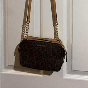 Calvin Klein signature Haley crossbody
